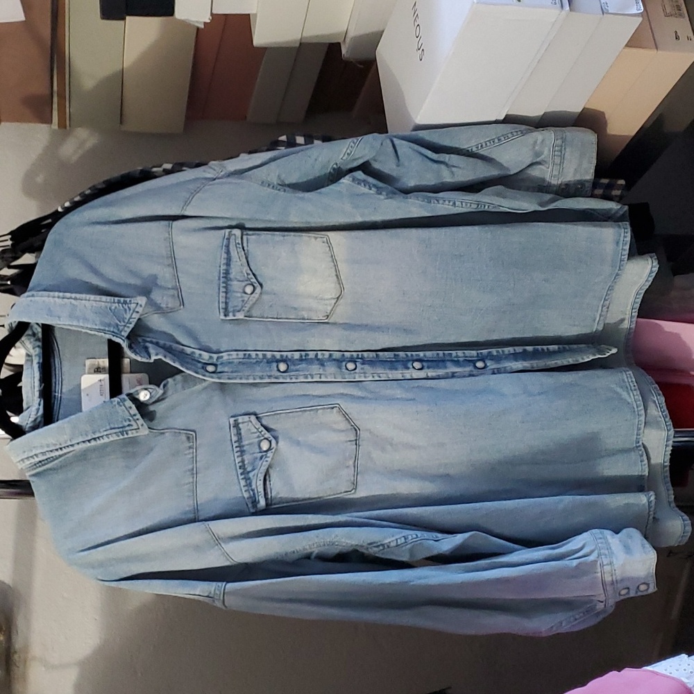 Sz XS oversized NWT $895 R13 shirt with pearly snaps